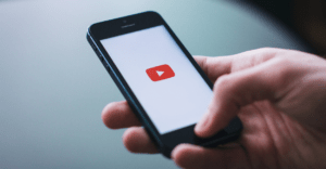 baixar vídeo do Youtube no celular